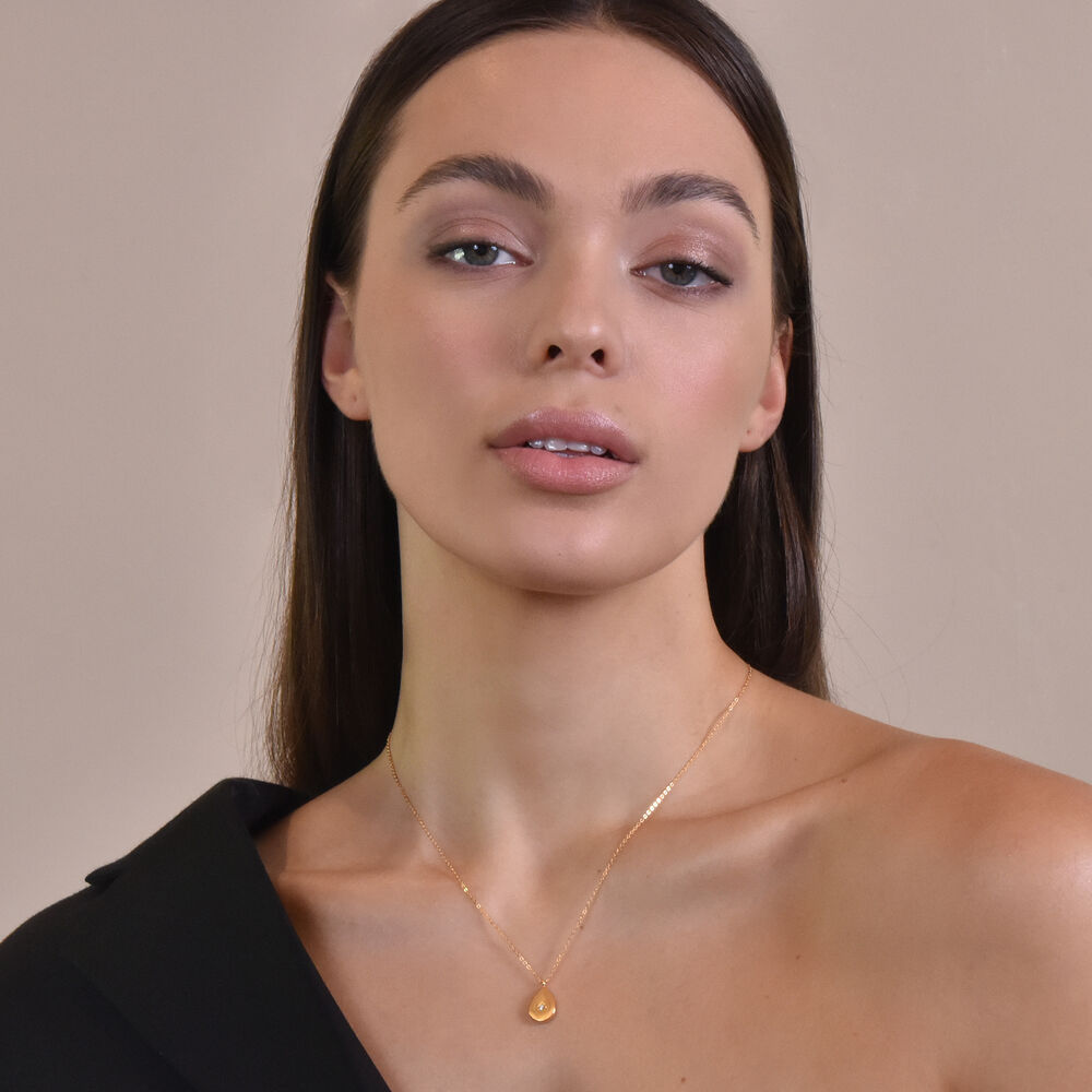 Culturesse Freja Starburst Pendant Necklace