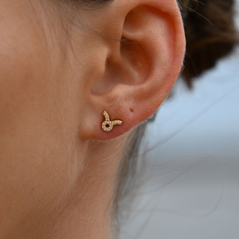 Culturesse Taurus Artisan Zirconia Pave Stud Earrings (Gold)