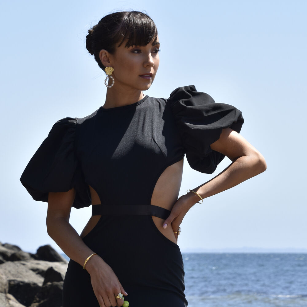 Culturesse Camila 24K Sculpture Pearl Drop Earrings