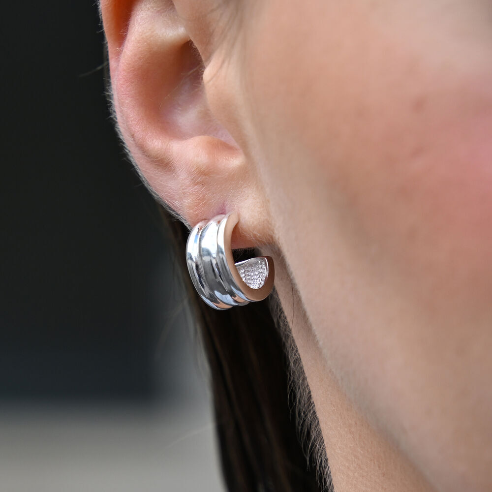 Culturesse Hani Silver Curved Earrings