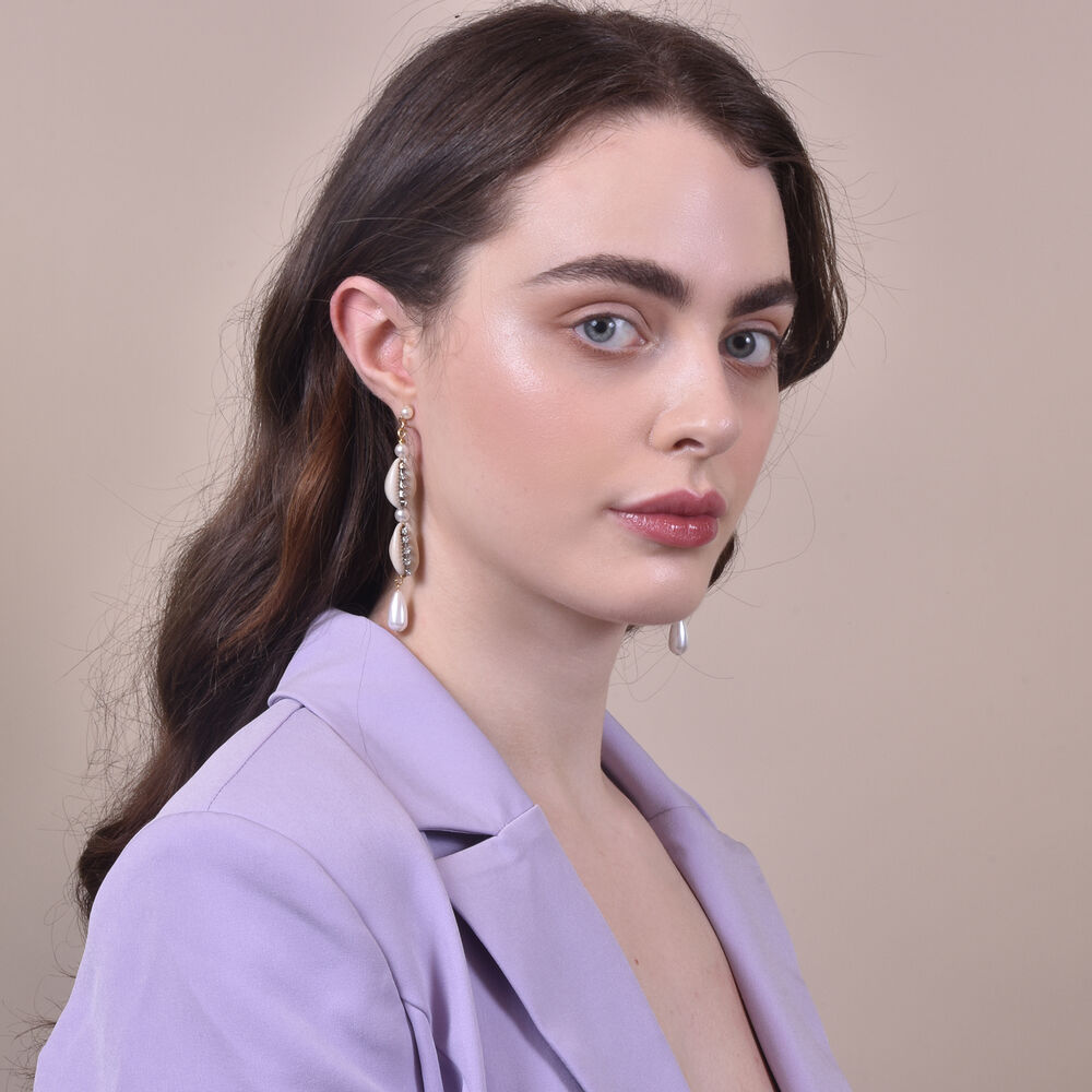 Culturesse Lyria Runway Style Shell Drop Earrings