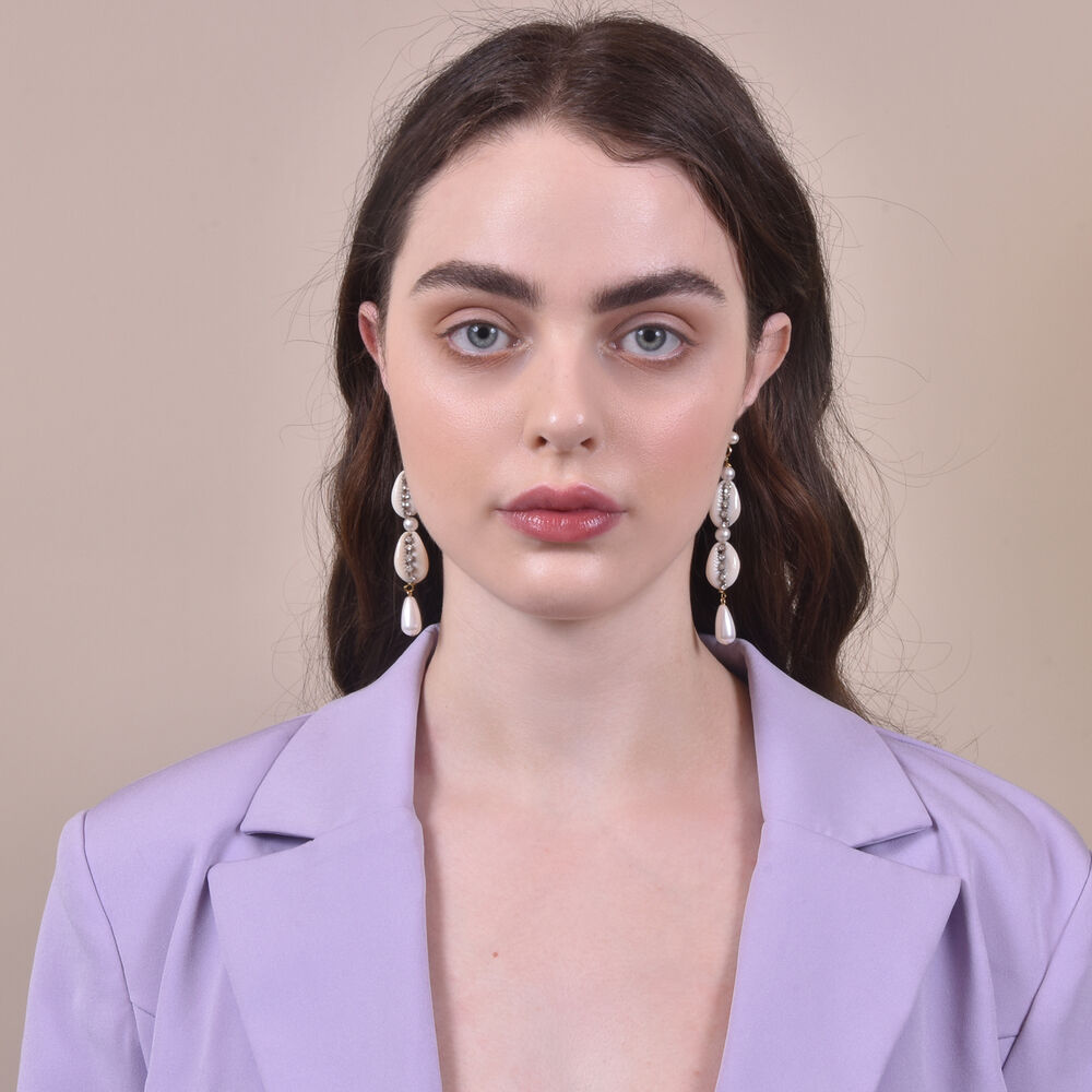 Culturesse Lyria Runway Style Shell Drop Earrings