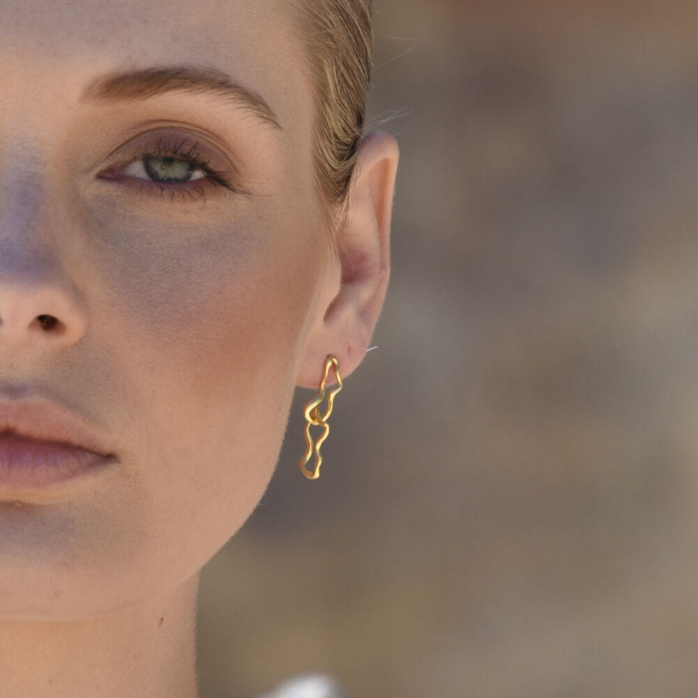 Culturesse Gisela Twin Sculpture Line Drop Earrings (Gold Vermeil)