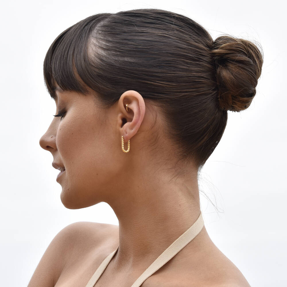 Culturesse Josi Minimalist Twisted Huggie Earrings (Gold Vermeil)