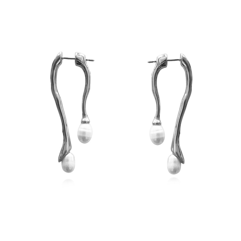 Culturesse Alique Wavy Line Pearl Drop Earrings (Silver)