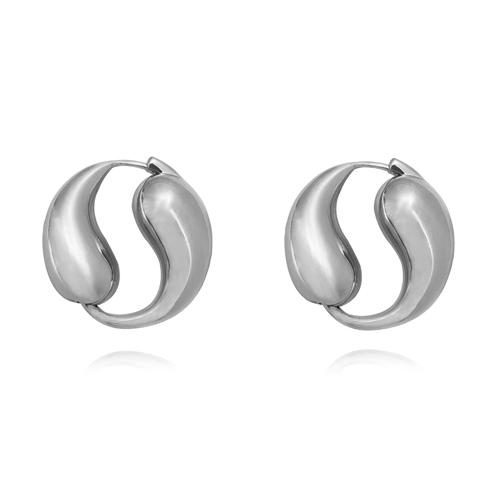 Culturesse Yin Yang Artisan Solid Hoop Earrings (Silver)