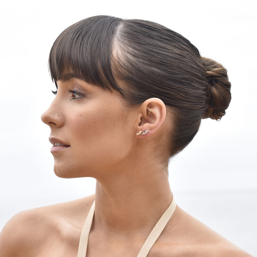 Culturesse Aliz Zircon Arch Stud Earrings (Gold)