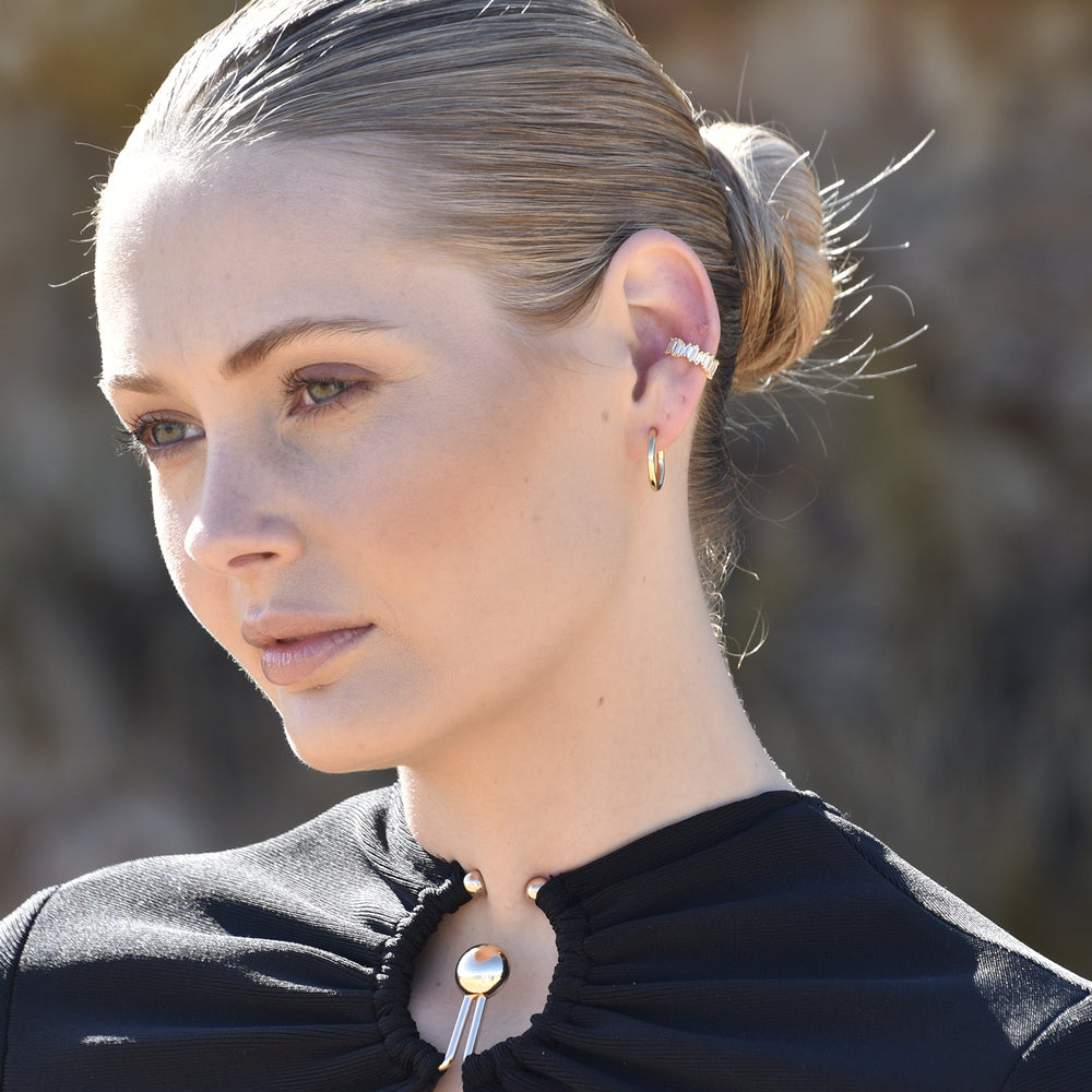 Culturesse Bria Austrian Zircon Cuff Earring (Single Piece)