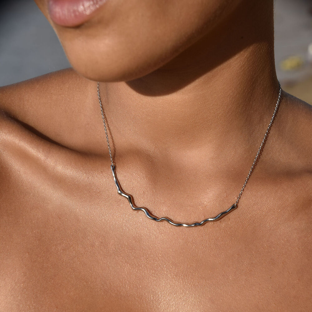 Culturesse Be The Flow Necklace & Bangle Gift Set (Silver)