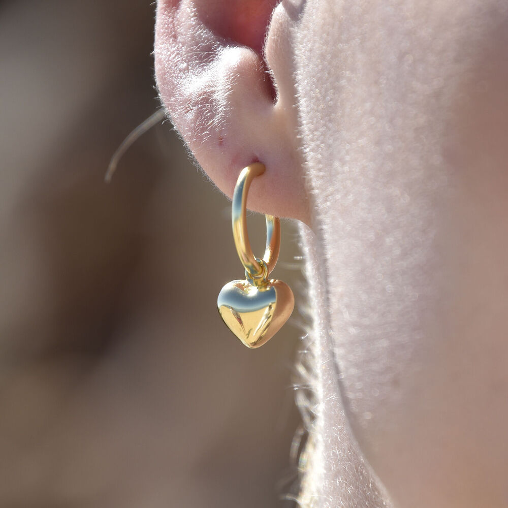 Culturesse Lavin Earrings & Lavinia Heart Necklace Gift Set (Gold)
