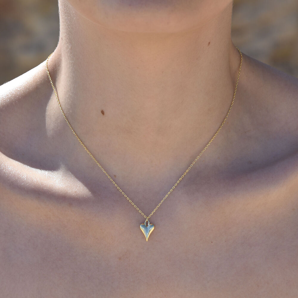 Culturesse Lavin Earrings & Lavinia Heart Necklace Gift Set (Gold)