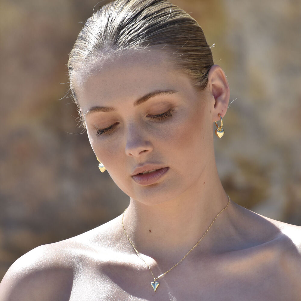 Culturesse Lavin Earrings & Lavinia Heart Necklace Gift Set (Gold)