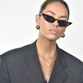 Culturesse Murphy Earrings & Louca Necklace Gift Set (Gold)