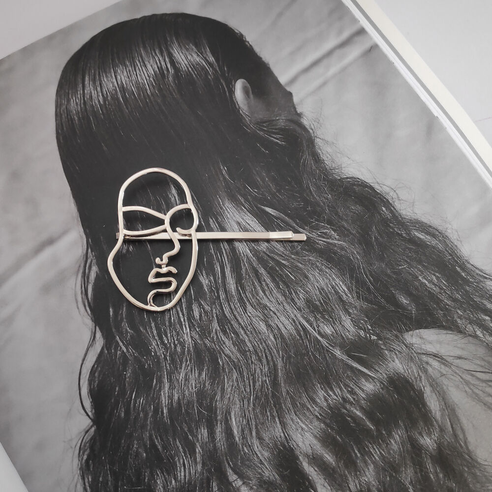 Culturesse Cora Modern Fashionista Hair Clip