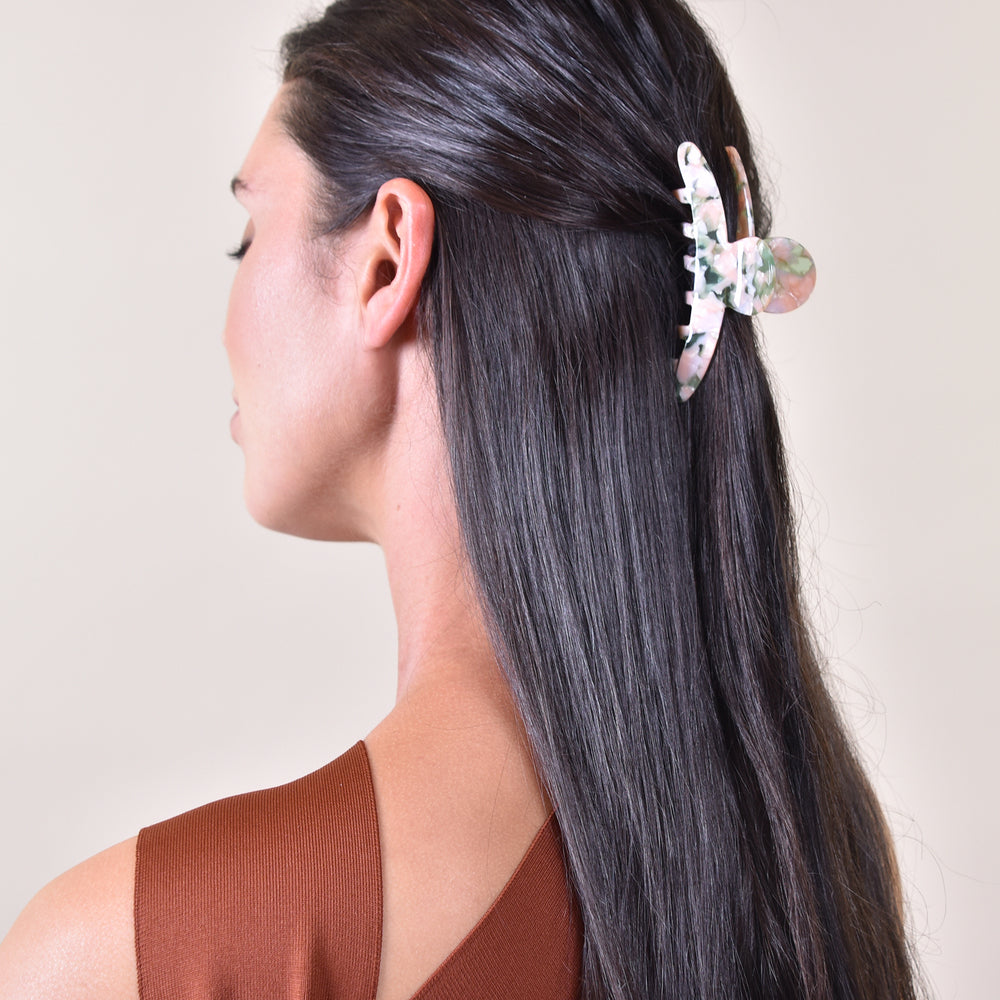Culturesse Camryn Fresh Spring Hair Claw - Medium