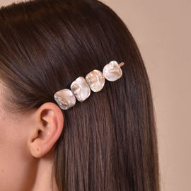 Culturesse Darya Artisan Irregular Shell Hair Clip
