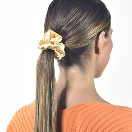 Culturesse Laurie Mulberry Silk Scrunchie (Gold)
