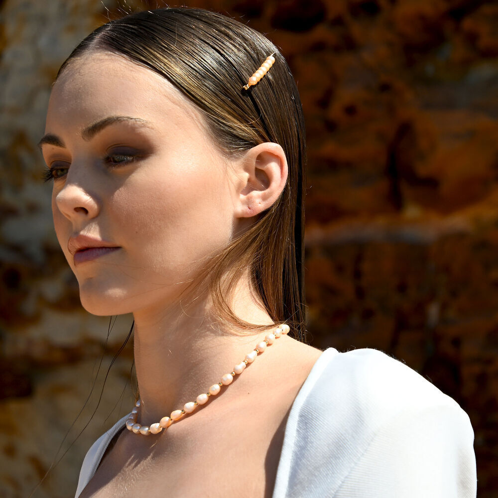 Culturesse Meret Rose-hue Freshwater Pearl Hair Clip