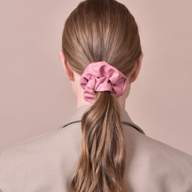 Culturesse Adeline Leather Scrunchie (Plum Medium)