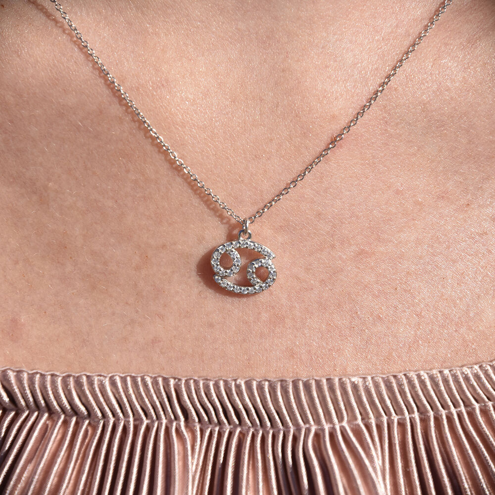 Culturesse Cancer Diamante Pendant Necklace (Silver)