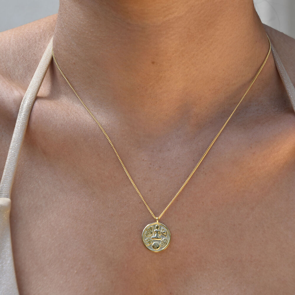 Culturesse Everyday Zen Pendant Necklace (Gold)