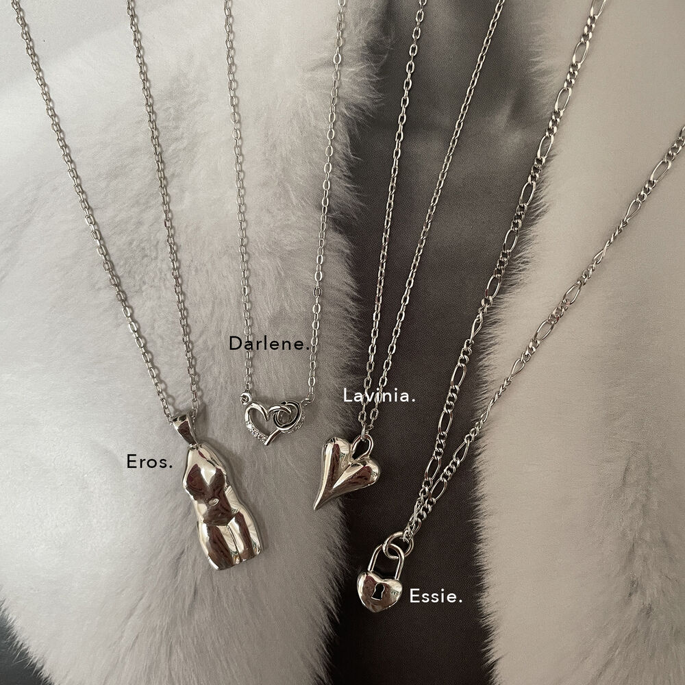 Culturesse Darlene Dainty Heart Pendant Necklace (Silver)