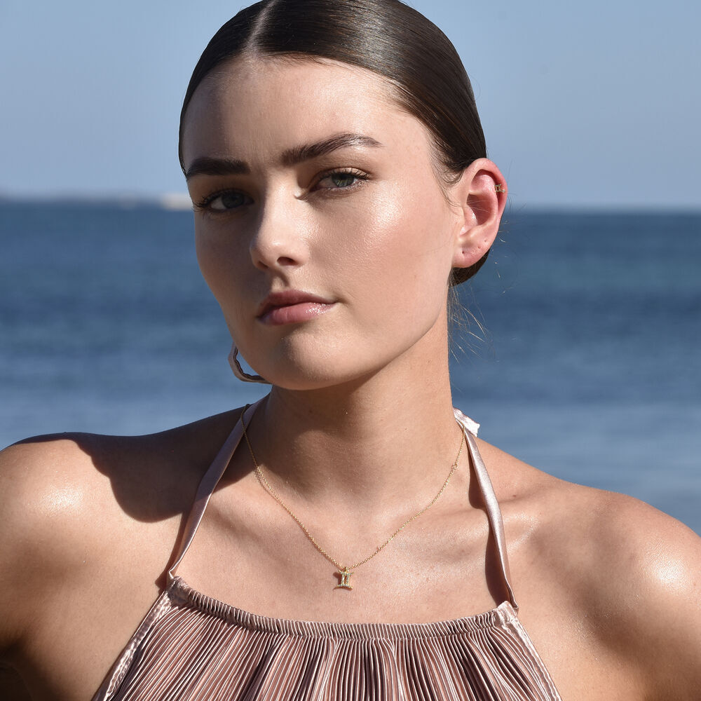 Culturesse Gemini Diamante Pendant Necklace (Gold)