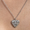 Culturesse Corena Petal Embossed Heart Pendant Necklace (Silver)