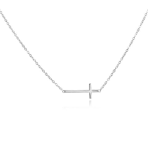 Culturesse Trine Cross Pendant Necklace (Silver)