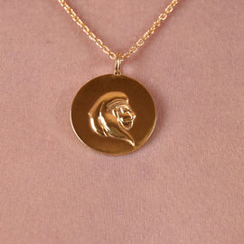Culturesse She Is Leo Artisan 24K Gold Zodiac Pendant Necklace