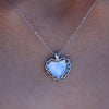 Culturesse Charme Mother of Pearl Heart Pendant Necklace (Silver)