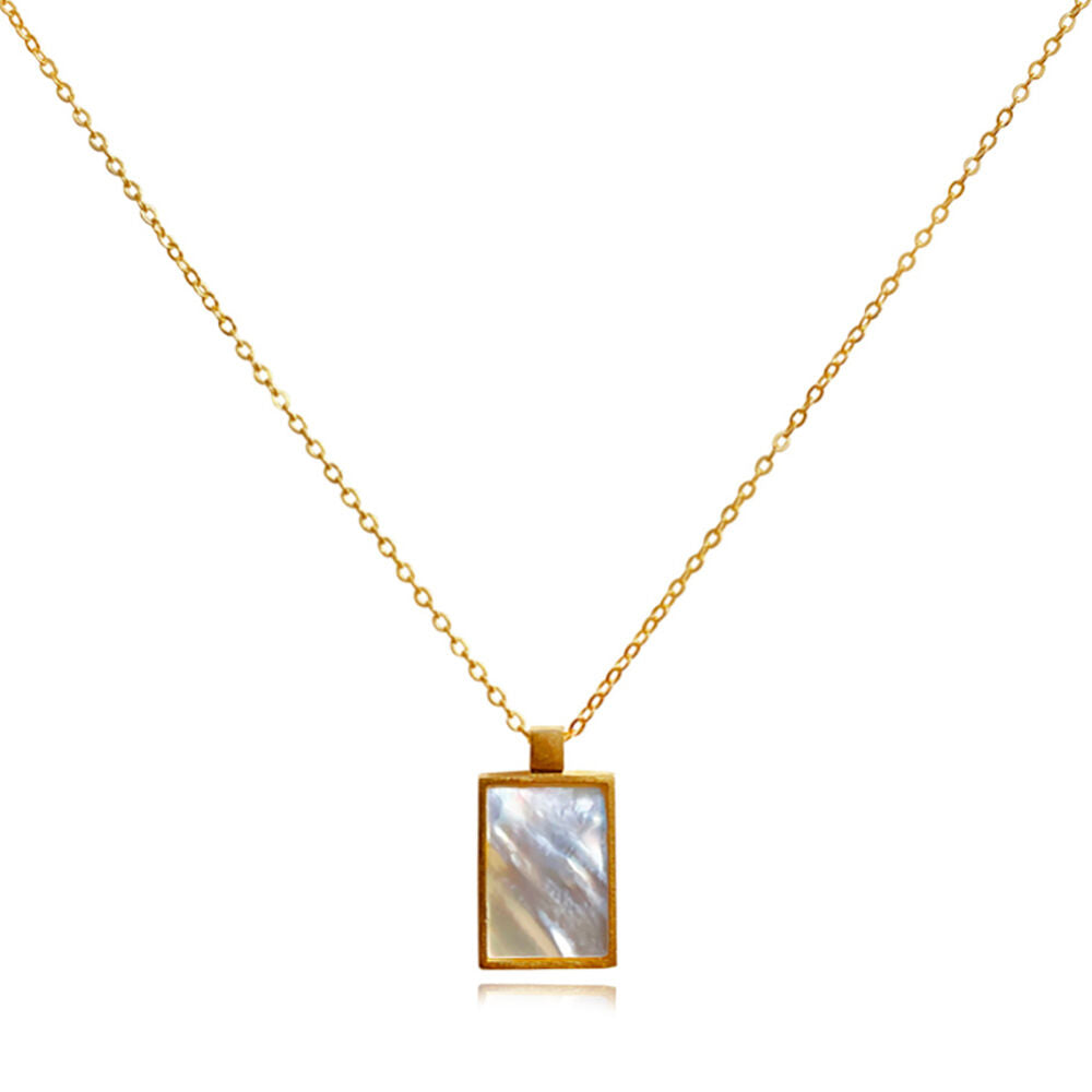 Culturesse Chantal Mother of Pearl Pendant Necklace (Gold Vermeil)