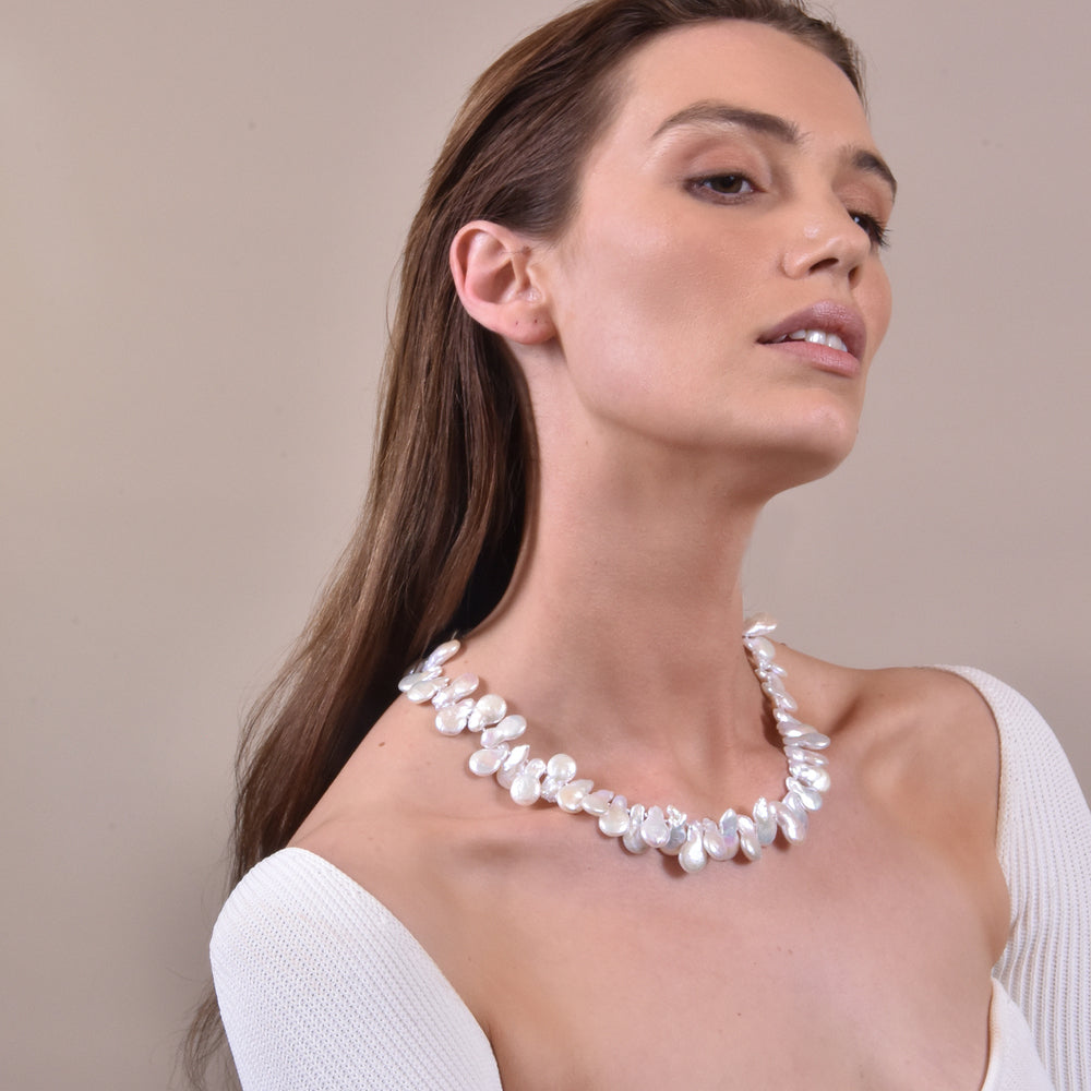 Culturesse Audriana Luxury Baroque Pearl Necklace