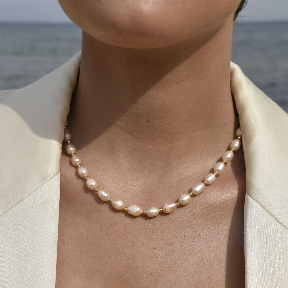 Culturesse Elara Pink Cultured Pearl Necklace