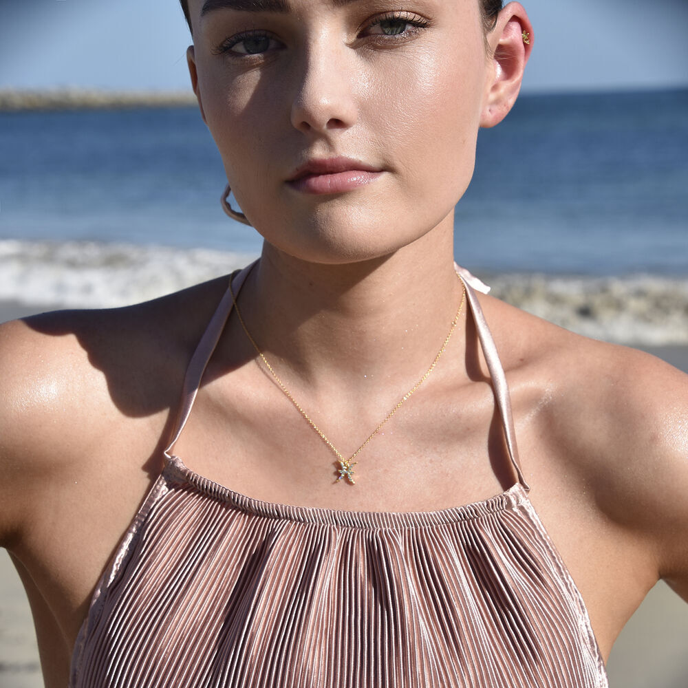 Culturesse Pisces Diamante Pendant Necklace (Gold)