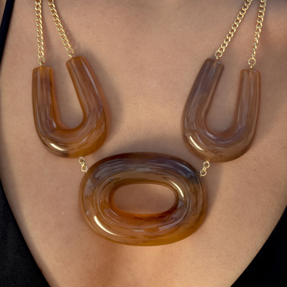 Culturesse Tuscanus Resin Pendant Link Necklace