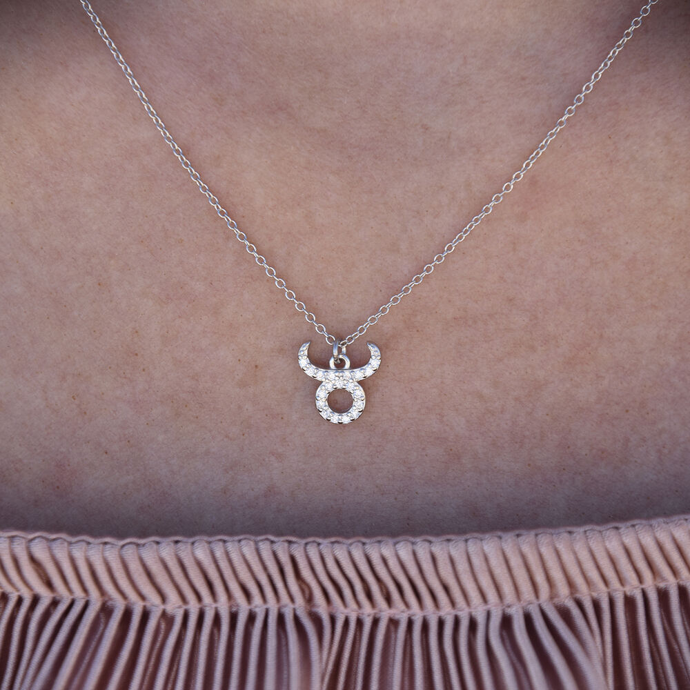 Culturesse Taurus Diamante Pendant Necklace (Silver)