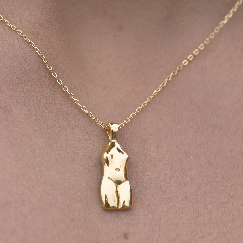 Culturesse Eros Body Art Pendant Necklace (Gold)