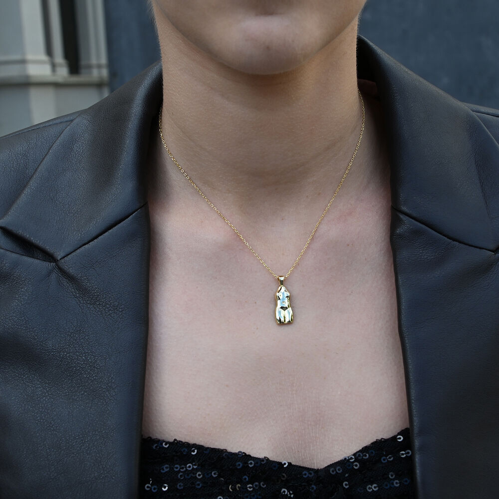 Culturesse Eros Body Art Pendant Necklace (Gold)