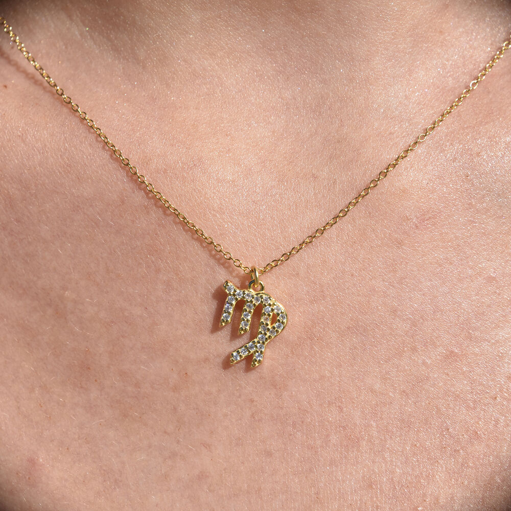 Culturesse Virgo Diamante Pendant Necklace (Gold)