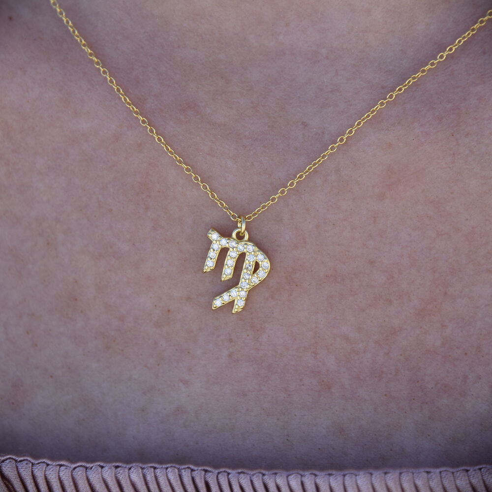 Culturesse Virgo Diamante Pendant Necklace (Gold)
