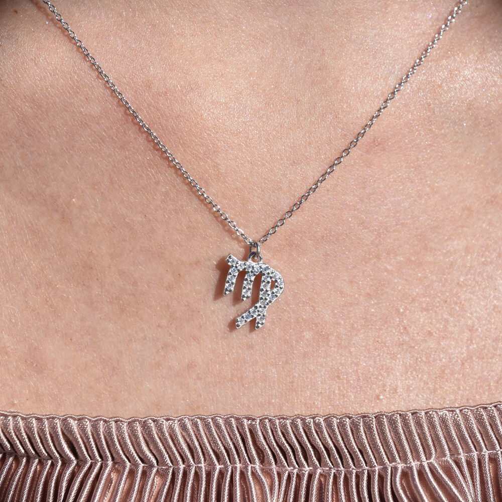 Culturesse Virgo Diamante Pendant Necklace (Silver)
