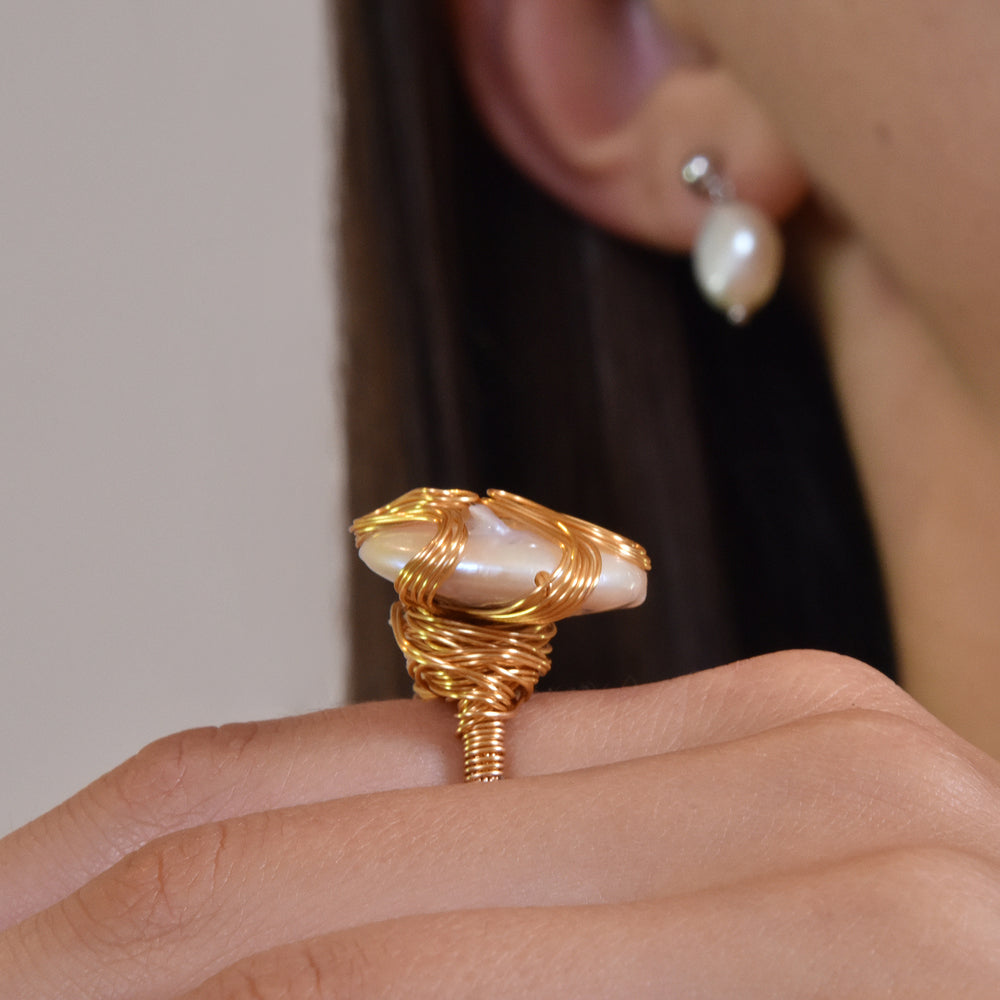 Culturesse Capriana 24K Gold Baroque Pearl Nest Ring