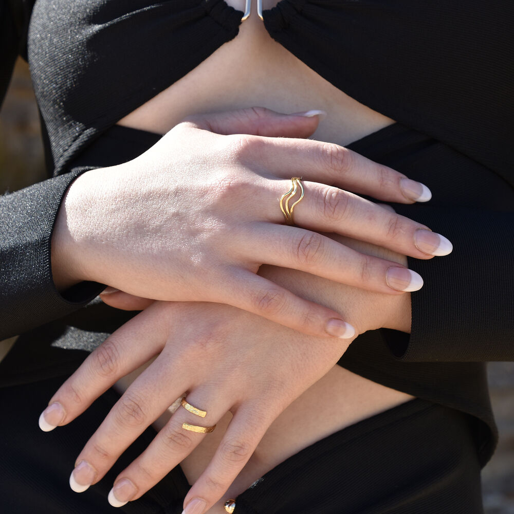 Culturesse Selene Artisan Lining Open Ring (Gold Vermeil)