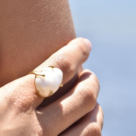 Culturesse Jaquetta 24K Baroque Pearl Open Ring