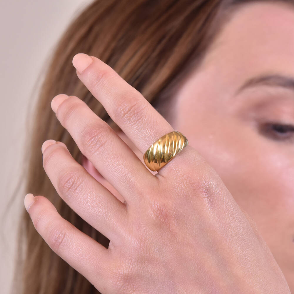 Culturesse Lux Gold Vermeil Croissant Open Ring