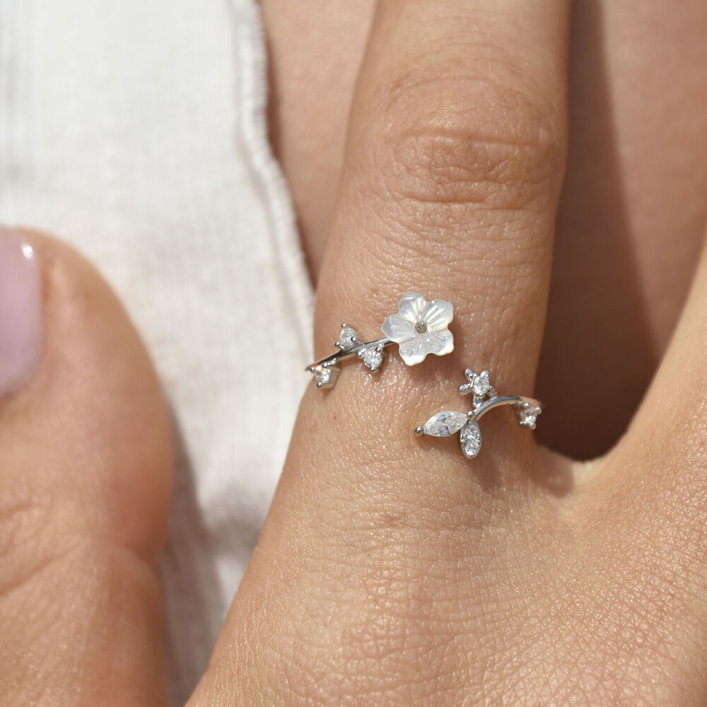 Culturesse Bryony Artisan Fine Floral Open Ring