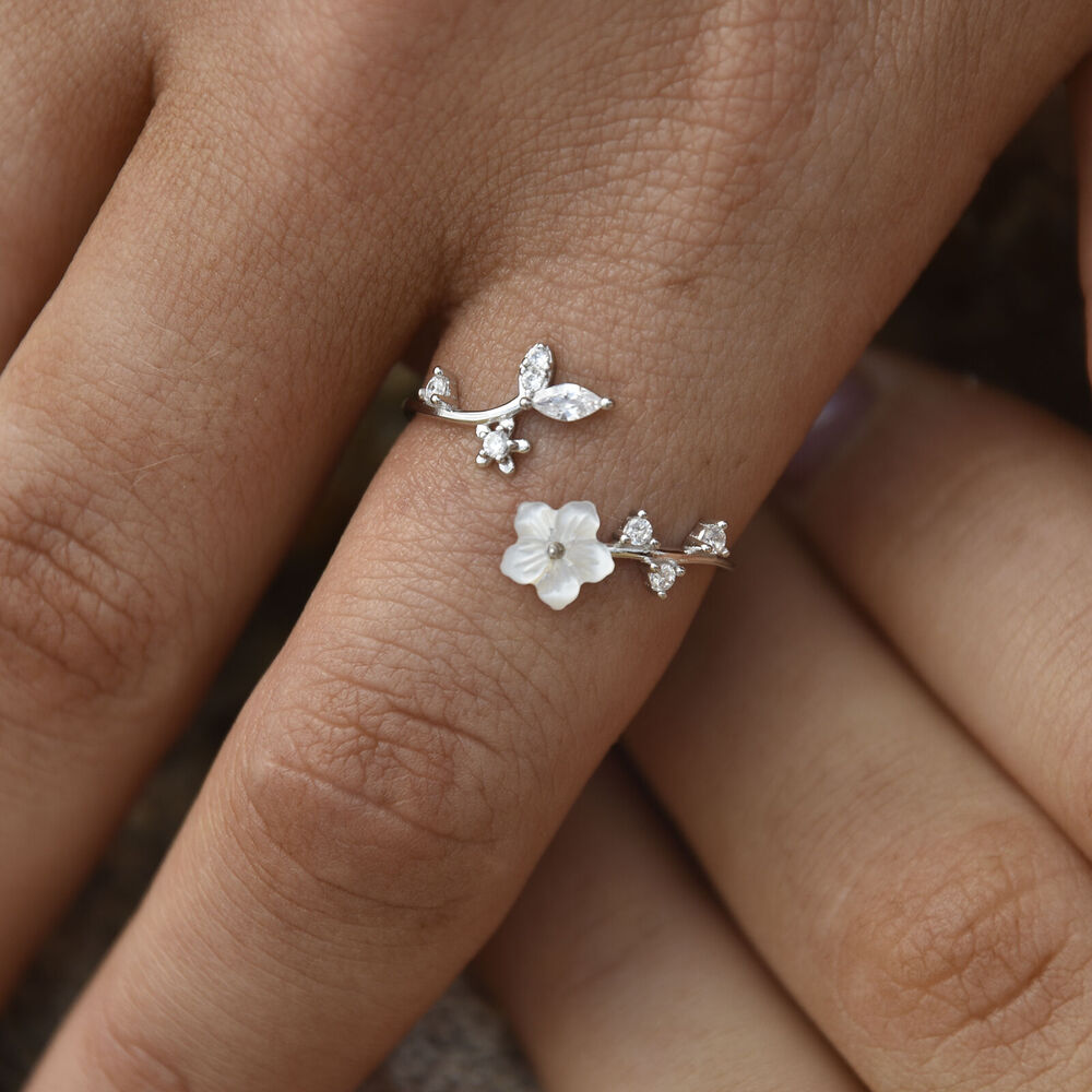 Culturesse Bryony Artisan Fine Floral Open Ring