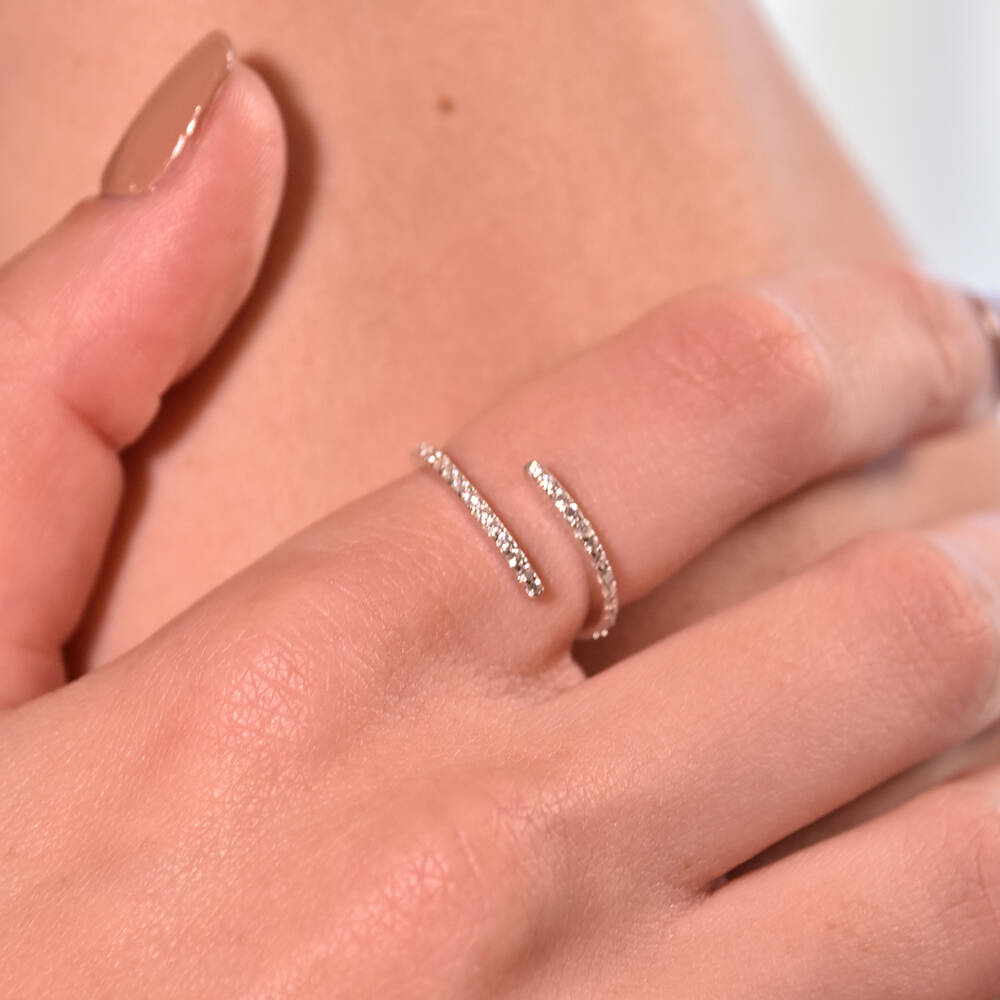 Culturesse Brielle Fine Zirconia Wrap Open Ring