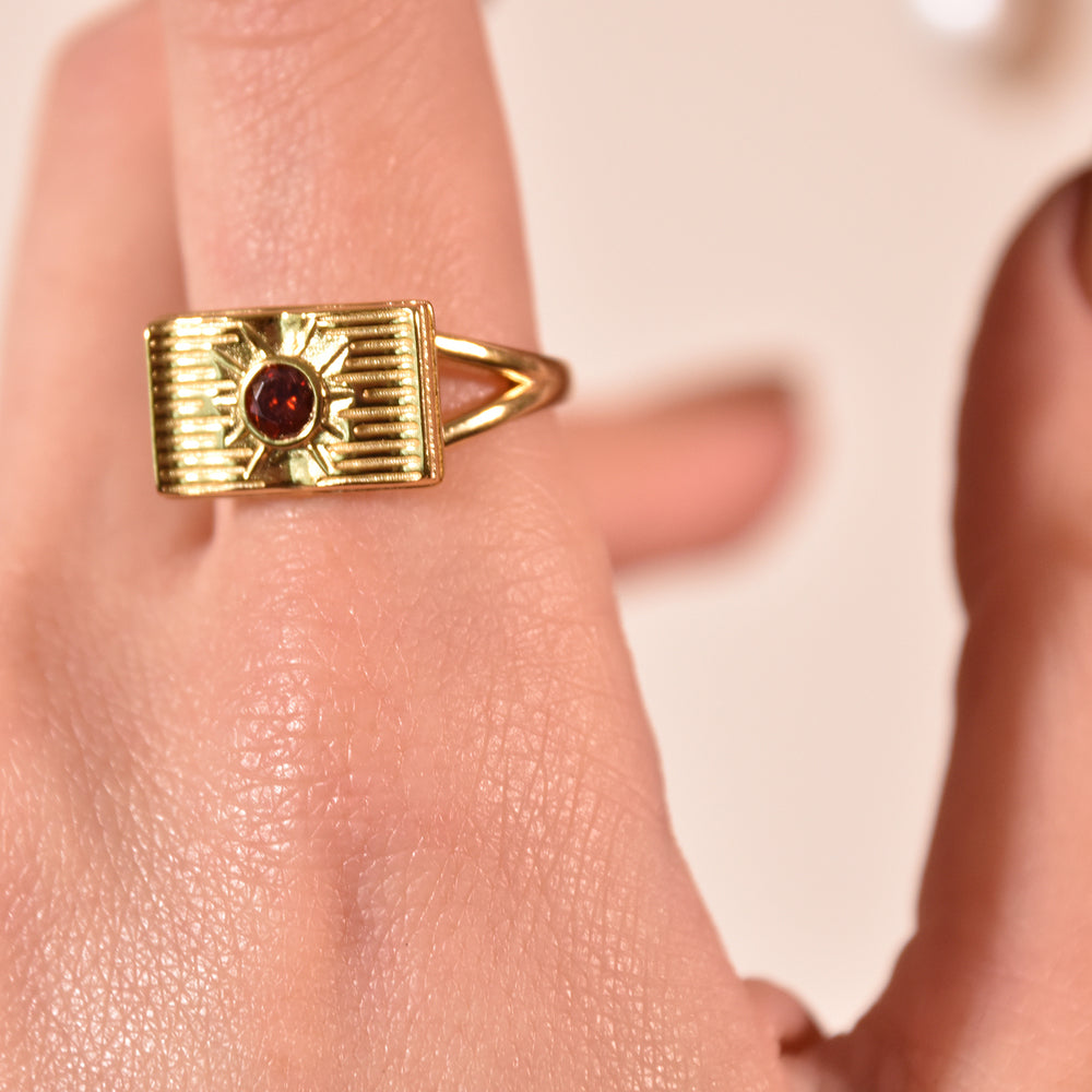 Culturesse Crimson Sun Muse Zircon Open Ring